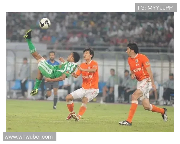 2017年北京国安与山东鲁能激战回顾精彩瞬间与赛季影响分析